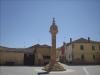 Boadilla Del Camino/főtéri emlékmű/