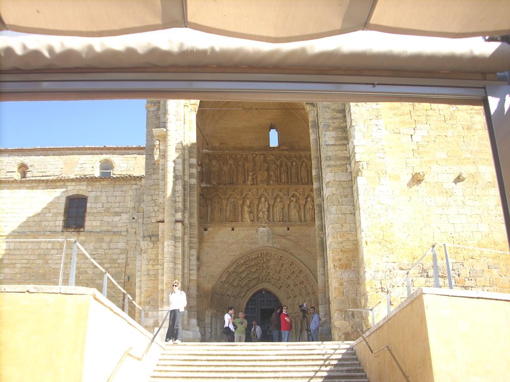 Villlalcazar De Sirga/Santa Maria la Blanca templom főbejárata/