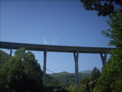 Camino út /Vega De Valcarce település/