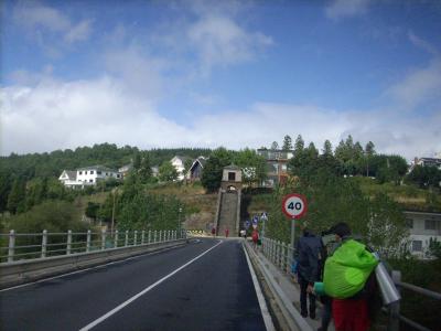 Camino út/ Portomarin /átkelés a hídon/