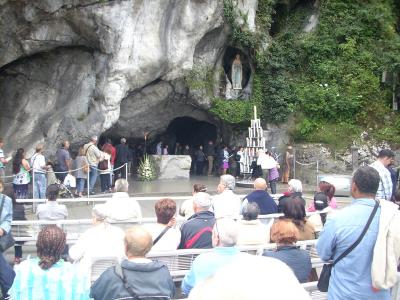 Lourdes-i barlang